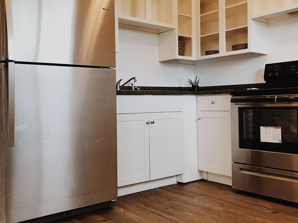 1st image of 634 N 800 W APT 1