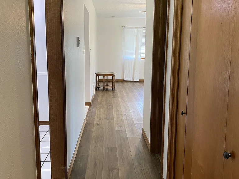 227 W Ridge Rd — Photo 6