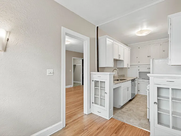 2103 Harriet Ave #204 — Photo 16