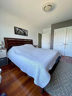 3rd image of 30-85 Vernon Blvd #3N