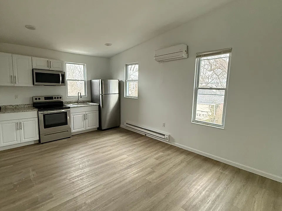 849 E Chelten Ave #6