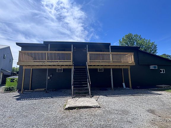 5th image of 904 Coldwater Rd #8