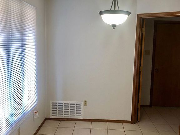 3rd image of 6608 Grover Ave Unit A