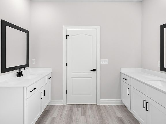 5th image of 9166 103RD Court
