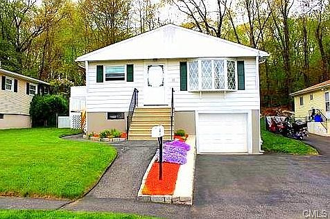1st image of 37 Elaine Dr