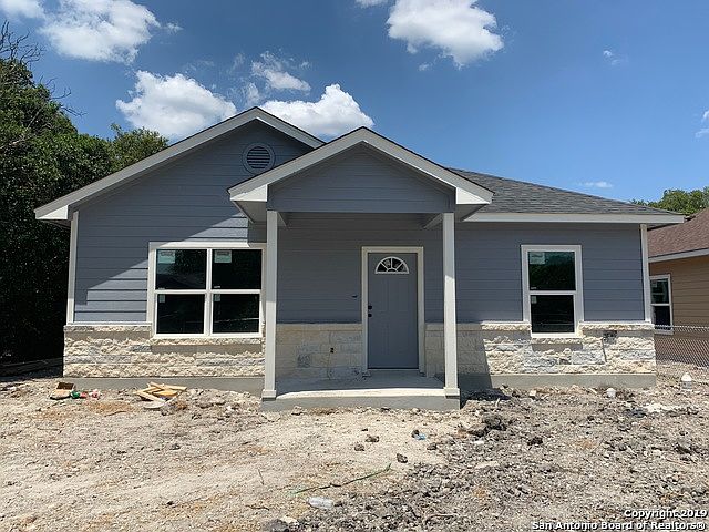 1st image of 235 Clovis Pl