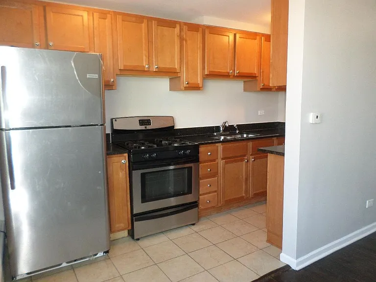 1945 Hickory Rd — Photo 12