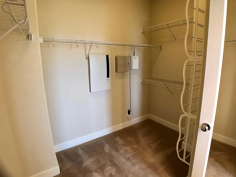 2113 Samaritan Dr — Photo 12