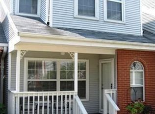 3144 Park Hampton Ct, Saint Louis, MO 63139