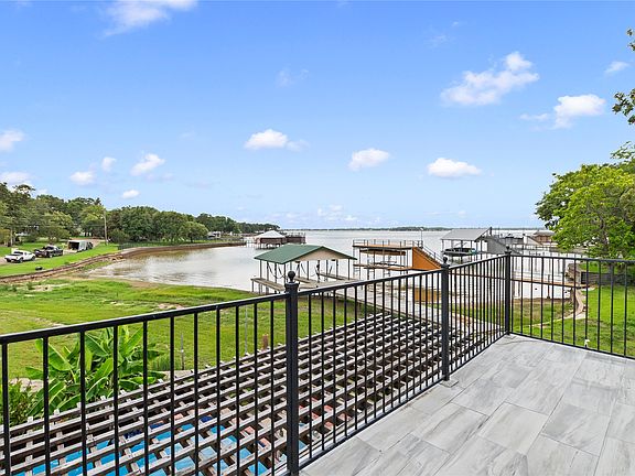 4th image of 142 Deer Island Rd