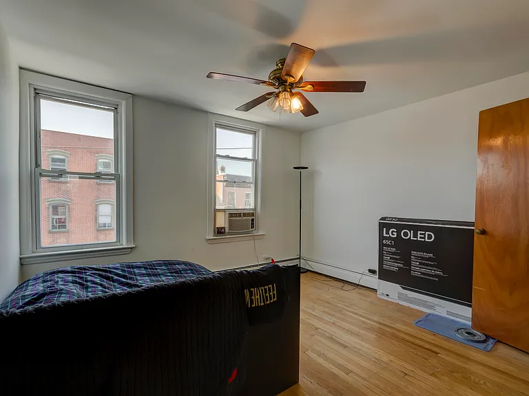 78 Erie St #2 — Photo 11