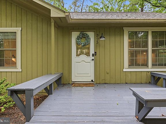 4th image of 323 Palmer Rd