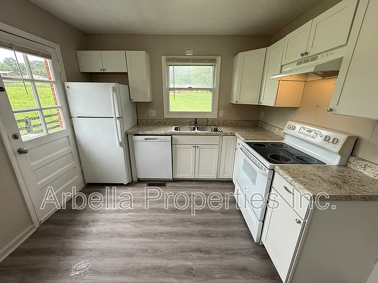 230 Booher Ln #4 — Photo 8