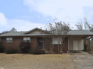 8564 Samples Rd, Benton, AR 72019