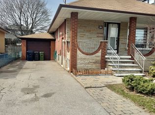 36 Ashmore Ave, Toronto, ON M8Z4C4