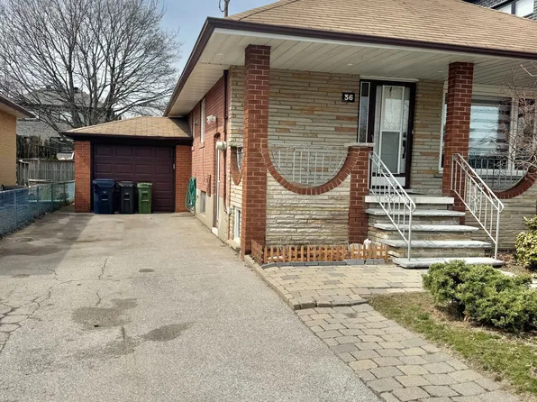 36 Ashmore Ave, Toronto, ON M8Z 4C4