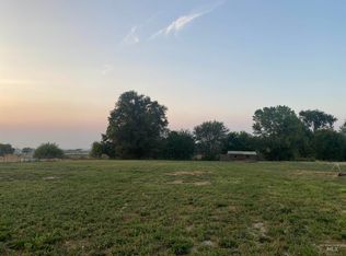 19050 Lower Pleasant Ridge Rd, Caldwell, ID 83607