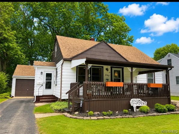243 Chamberlin Dr, Buffalo, NY 14210