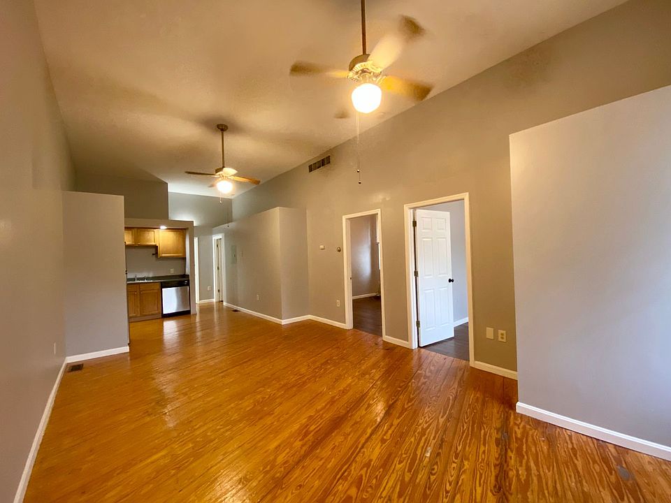 Warner St Duplex 400 Warner St Cincinnati, OH Zillow