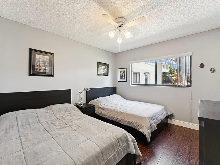 15301 Pembridge Ave #43 — Photo 17