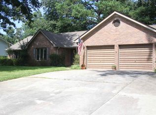 1100 Briarcliff Rd, Warner Robins, GA 31088