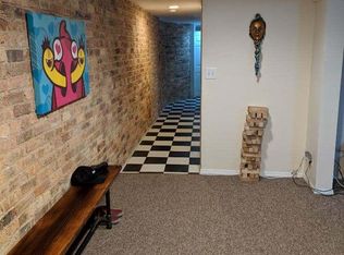 826 W Dakin St #Ge, Chicago, IL 60613