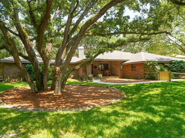 4855 Hoyer Dr, Sarasota, FL 34241