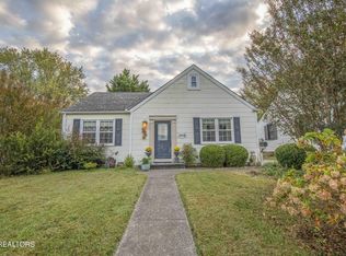 3208 Bellevue St, Knoxville, TN 37917