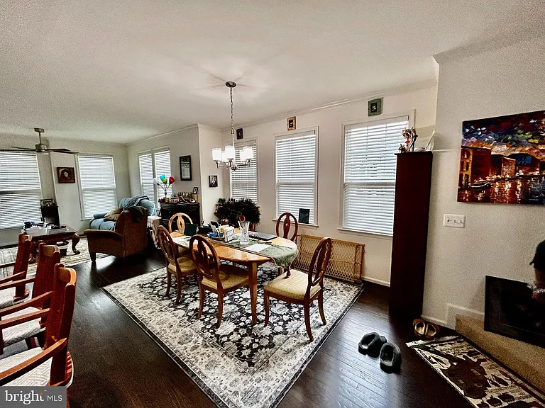 43453 Rickenbacker Sq — Photo 6