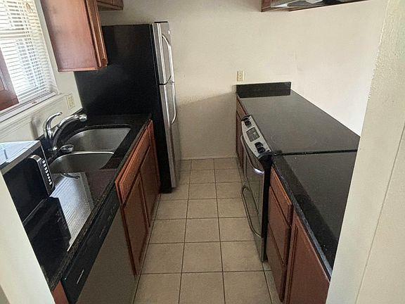 3rd image of 1 Coolwood Dr APT 16