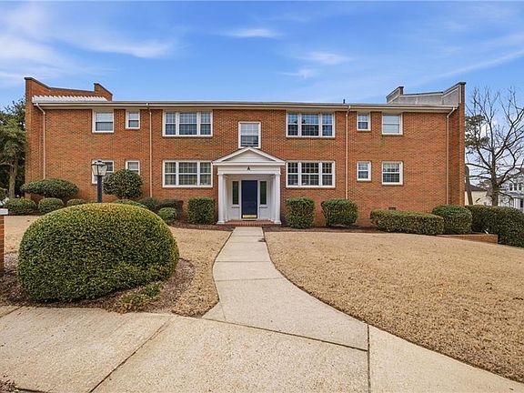 4th image of 3601 Holly Rd APT A1