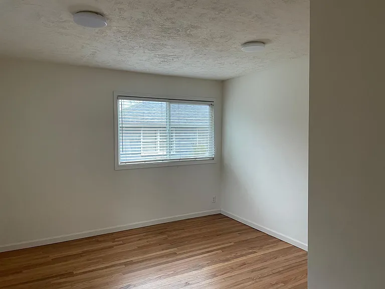 6706 SE 69th Ave — Photo 14