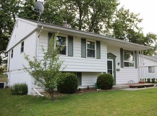 1630 Cinnamon Rd, Fort Wayne, IN 46825