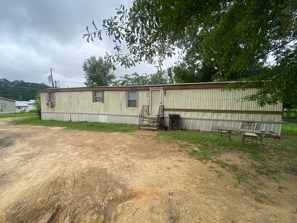 109 Boaz Dr