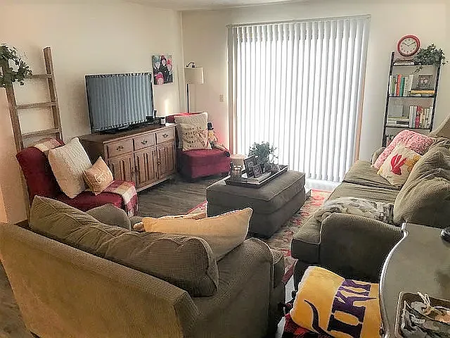 Papio Ridge Apartments — Photo 16