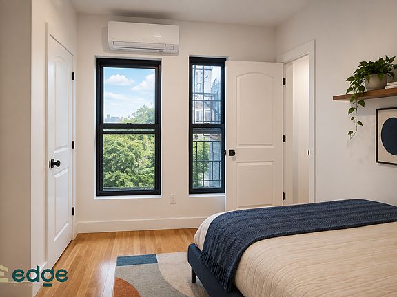 4th image of 1420 Herkimer St #4