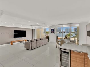 18100 N Bay Rd #302, North Miami Beach, FL 33160
