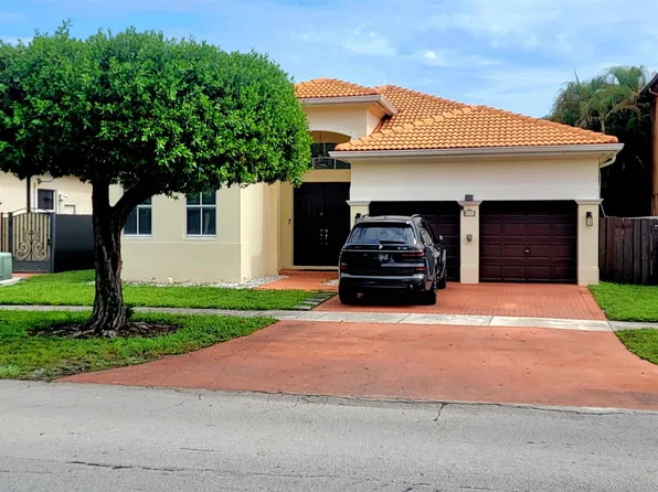 8781 NW 178th St, Hialeah, FL 33018