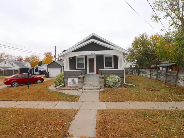 666 19th Ave, Columbus, NE 68601