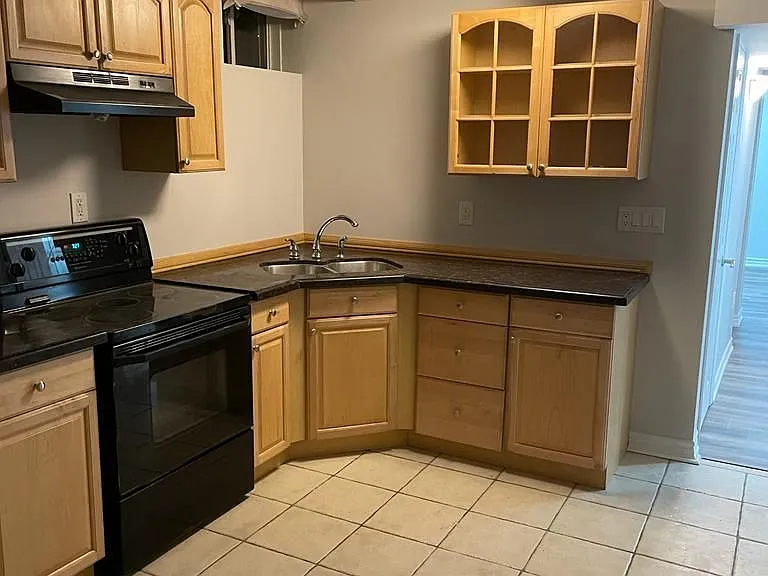 2419 Bankside Dr #LOWER — Photo 7