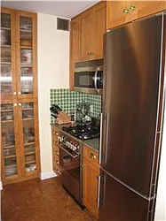 Rented by R New York