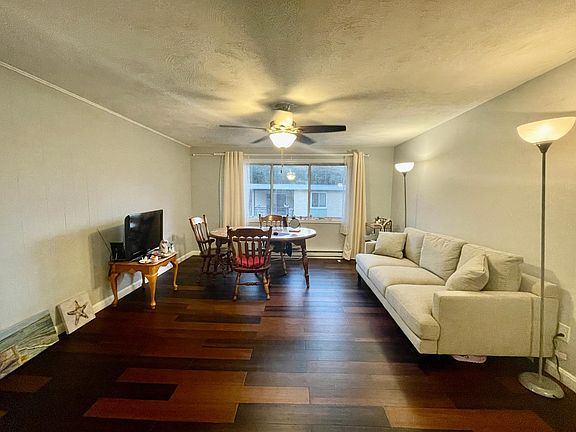 3rd image of 16 Nelson Dr APT 3A