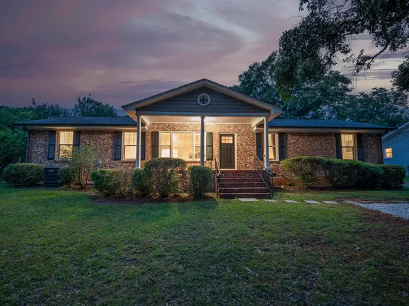 304 New Perry Rd, Greenville, SC 29617