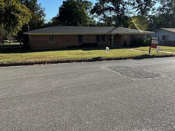 3rd image of 3000 Brentwood Dr