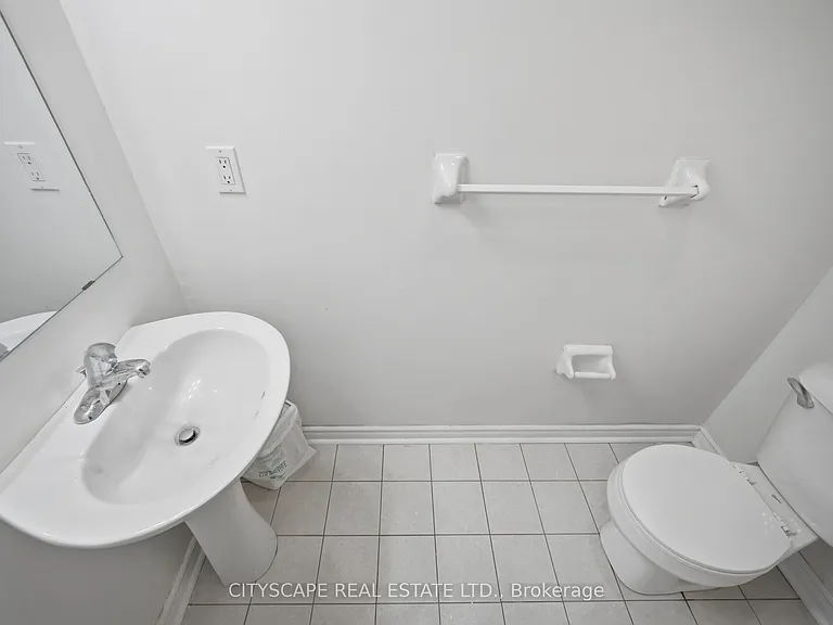 106 Tianalee Cres #UPPER — Photo 21