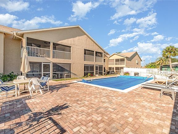 4th image of 4321 Country Club Blvd APT 207
