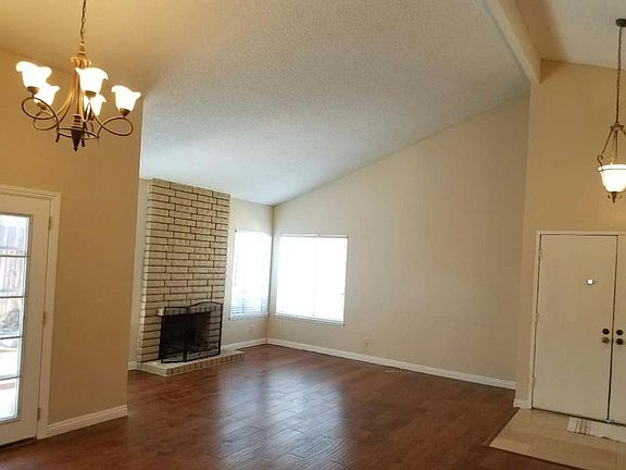 4th image of 121 Costa Bella Dr