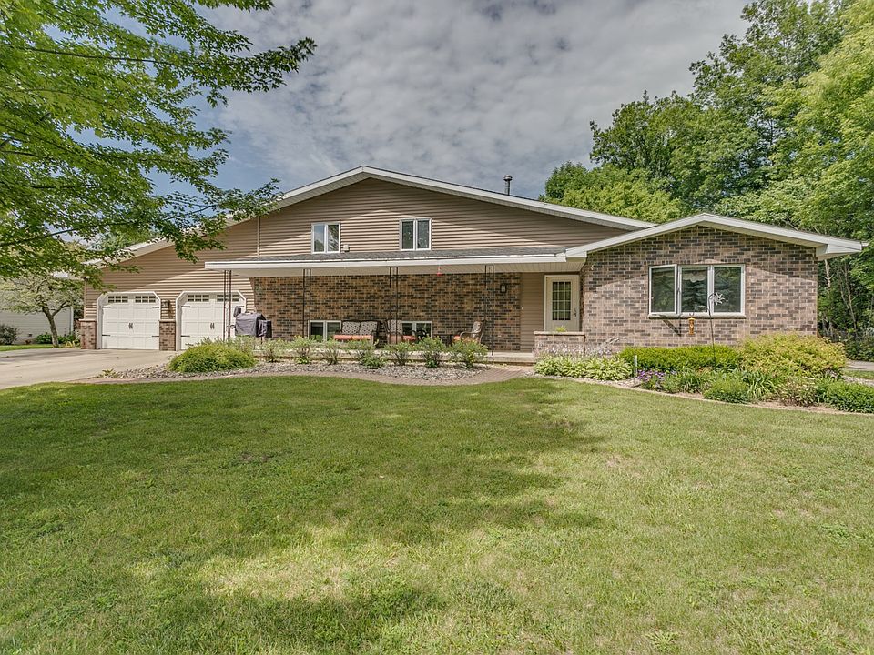 1st image of 525 Woodside Ct