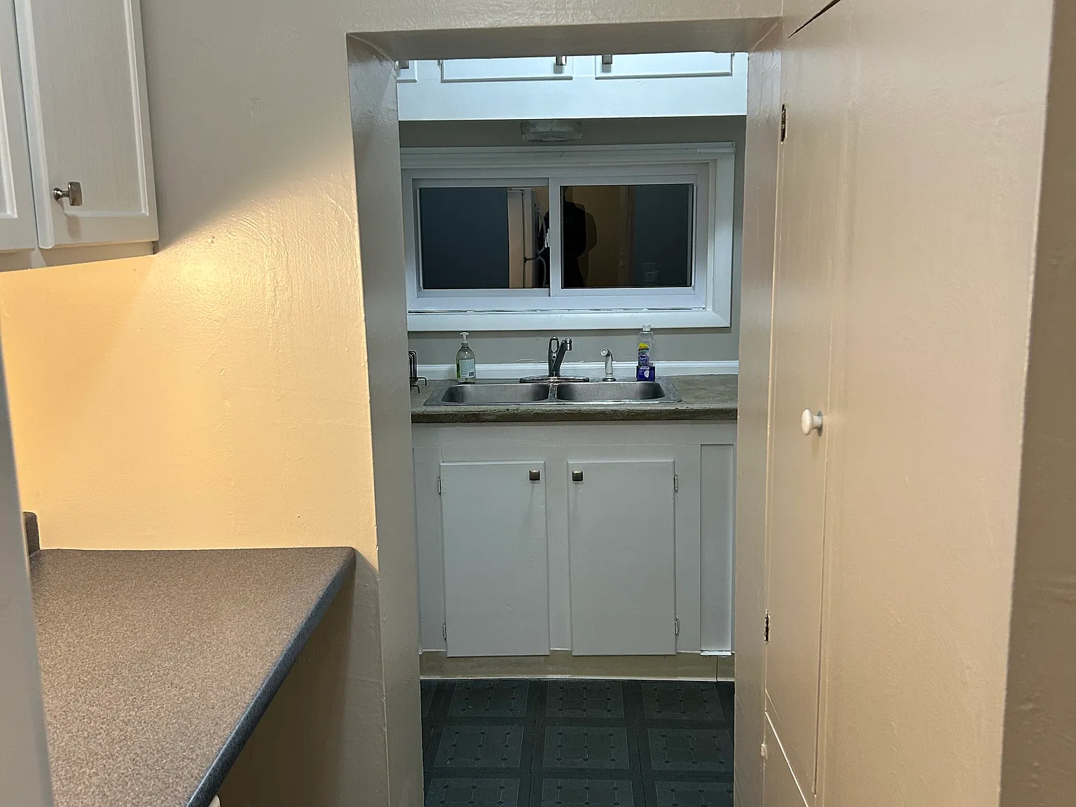 2 bed, 850 sqft, $925 — Photo 3