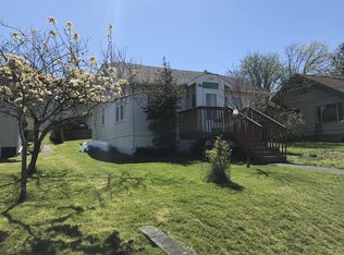1707 7th St, Anacortes, WA 98221